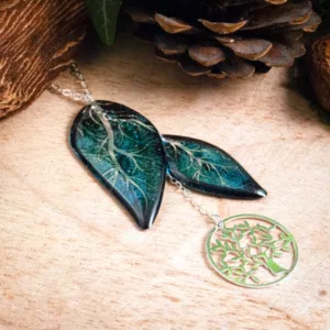 Collier arbre de vie bleu foncé et ailes de fée