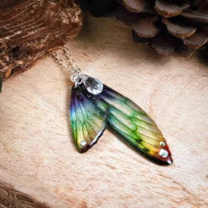 Ras de cou artisanal en ailes de fée - Arc-en-Ciel