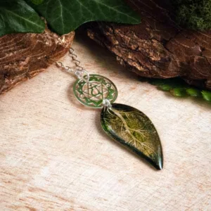 Ras de cou chakra vert et aile de fée