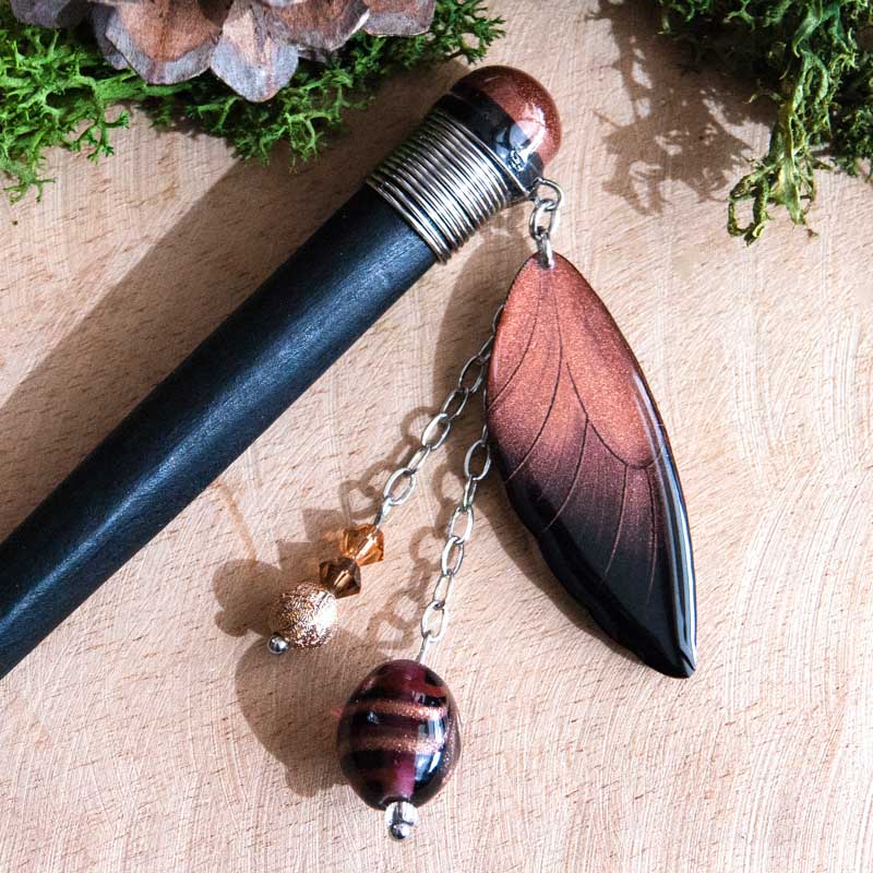 Pic à cheveux artisanal Cléophée avec aile de fée bronze ombrée