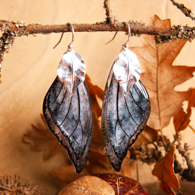 Boucles créateur en ailes de fée Sylmeria Tempête posées en décor